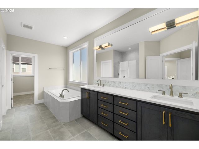 17839 Nw Layla Dr Lot 12, Portland, OR 97229