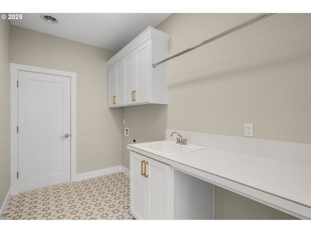 17839 Nw Layla Dr Lot 12, Portland, OR 97229