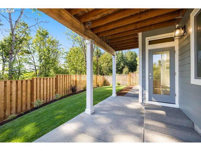 17839 Nw Layla Dr Lot 12, Portland, OR 97229