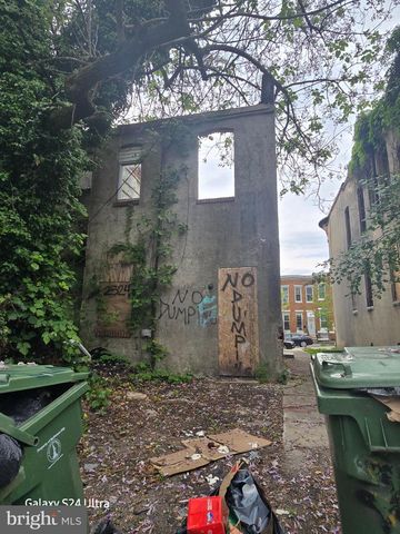 2524 W FAIRMOUNT AVE, Baltimore, MD 21223