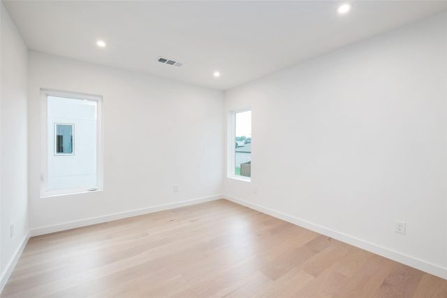 838 Mcbroom Street, Dallas, TX 75212