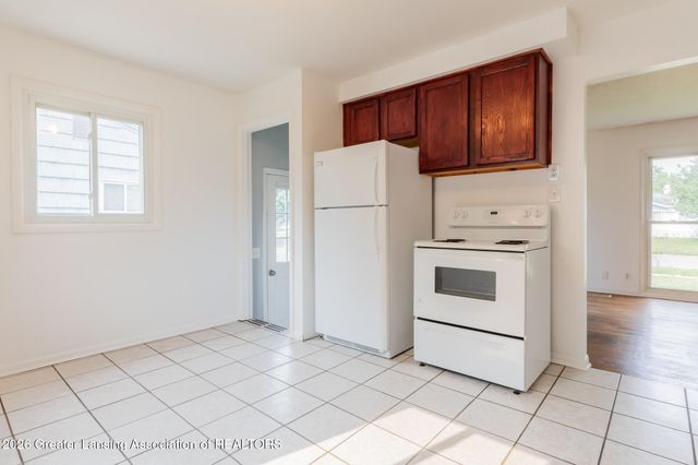 4731 Lowcroft Avenue, Lansing, MI 48910