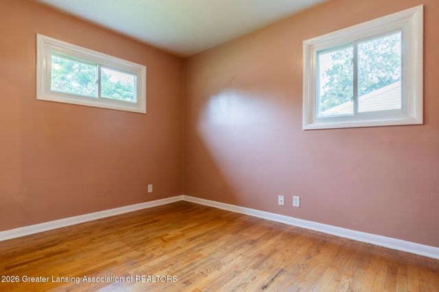 4731 Lowcroft Avenue, Lansing, MI 48910