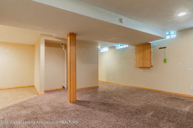 4731 Lowcroft Avenue, Lansing, MI 48910