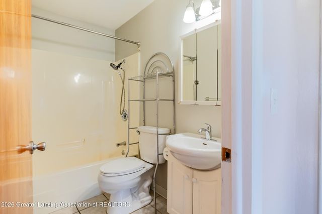 4731 Lowcroft Avenue, Lansing, MI 48910