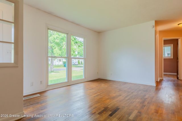 4731 Lowcroft Avenue, Lansing, MI 48910