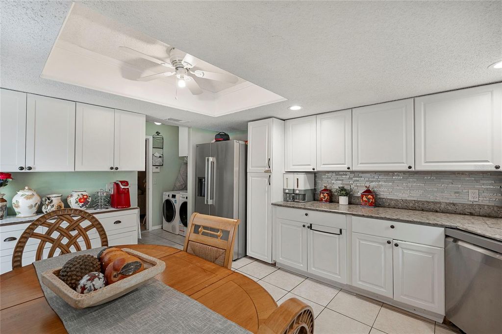 Image 13 of property listing at 7067 JARVIS ROAD, Sarasota, FL 34241