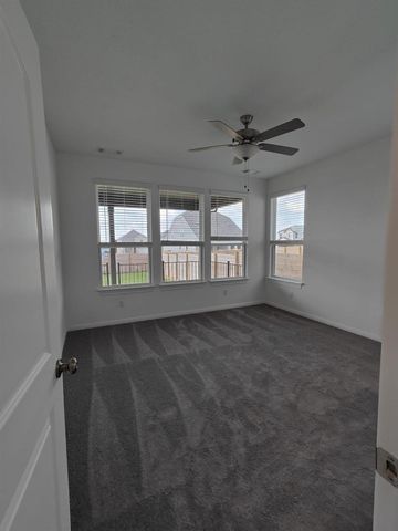 216 Turnbuckle BND, Leander, TX 78641