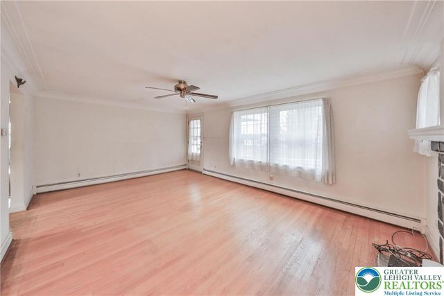 2440 South Fountain Street, Allentown City, PA 18103