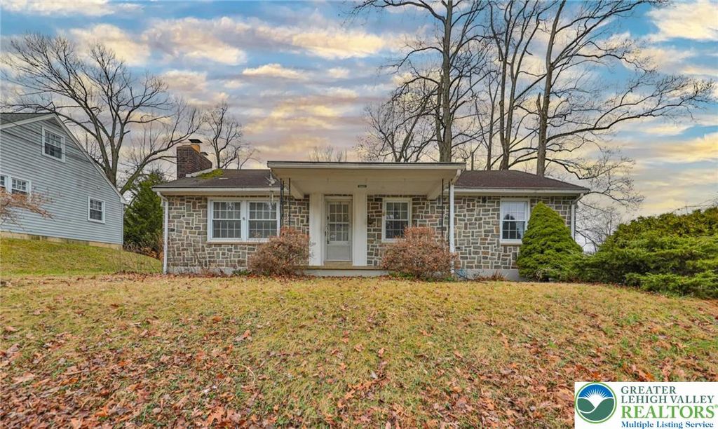 2440 South Fountain Street, Allentown City, PA 18103