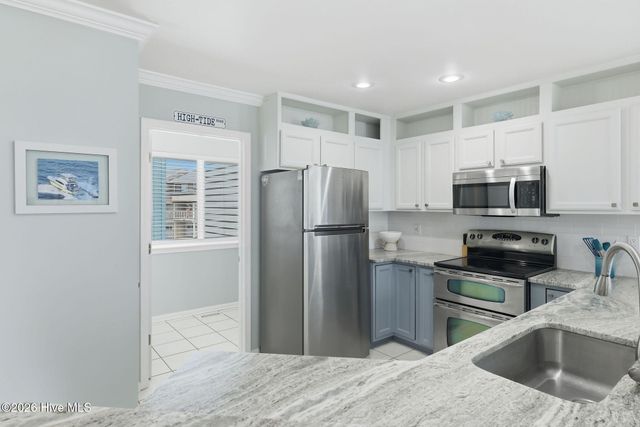 1412 Canal Drive B, Carolina Beach, NC 28428