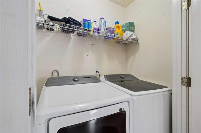 643 Ives Way NW, Lilburn, GA 30047