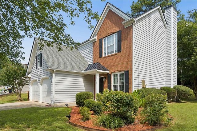643 Ives Way NW, Lilburn, GA 30047