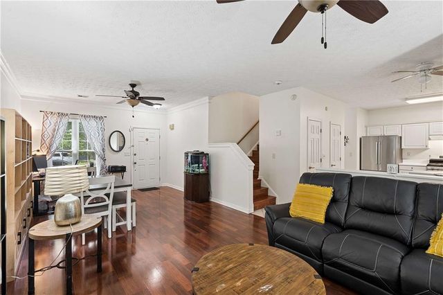 643 Ives Way NW, Lilburn, GA 30047