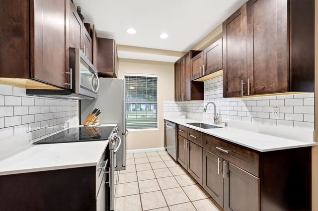 308 Fox Run, Crandall, TX 75114