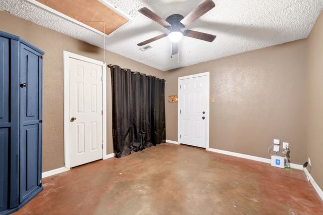 308 Fox Run, Crandall, TX 75114