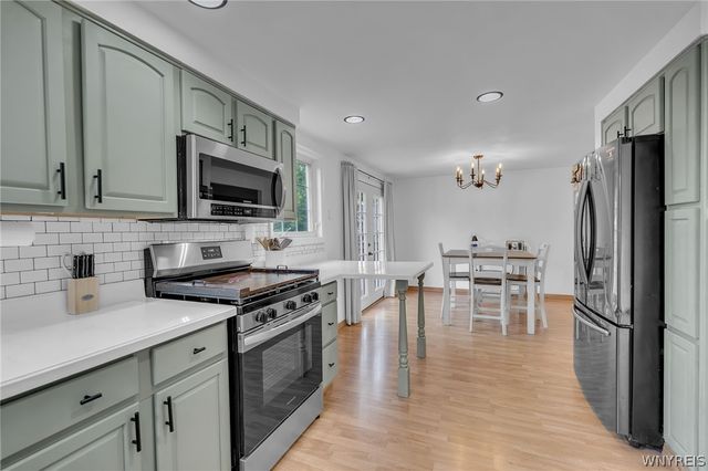 210 Woodcrest Drive, West Seneca, NY 14220