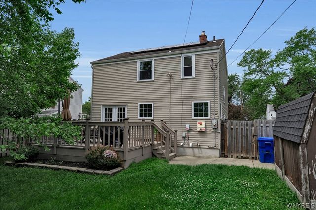 210 Woodcrest Drive, West Seneca, NY 14220