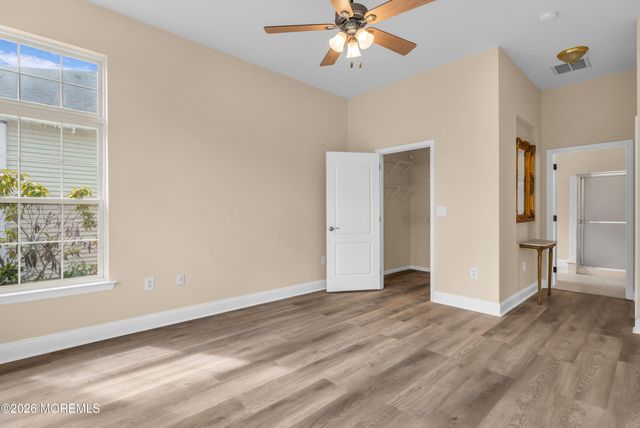 8 Bellflower Drive, Lakewood, NJ 08701