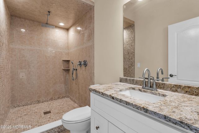 8 Bellflower Drive, Lakewood, NJ 08701