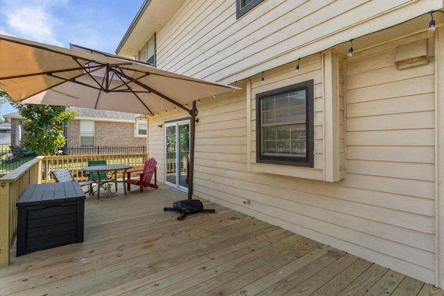 228 April Waters Drive W, Conroe, TX 77356