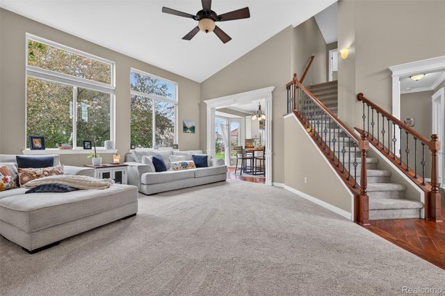 953 Westlake Avenue, Oxford Charter Township, MI 48371