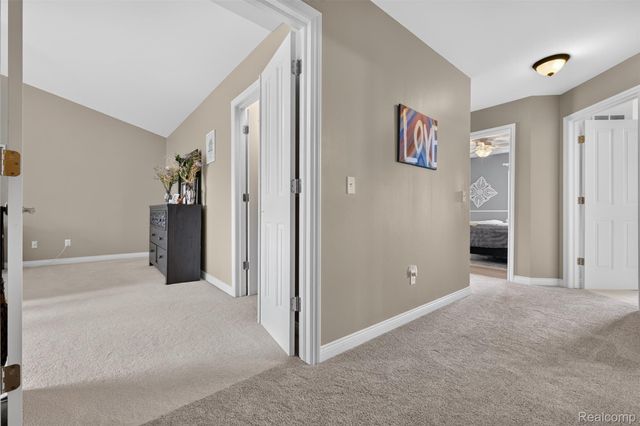 953 Westlake Avenue, Oxford Charter Township, MI 48371
