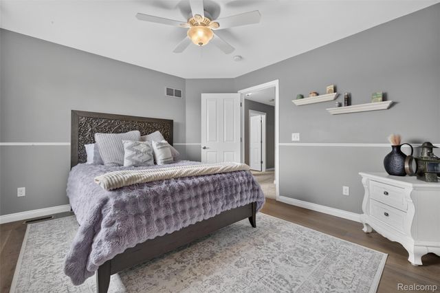 953 Westlake Avenue, Oxford Charter Township, MI 48371