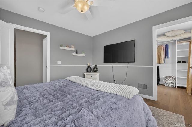 953 Westlake Avenue, Oxford Charter Township, MI 48371