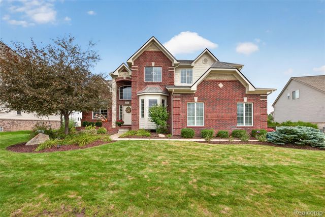 953 Westlake Avenue, Oxford Charter Township, MI 48371