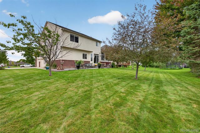 953 Westlake Avenue, Oxford Charter Township, MI 48371