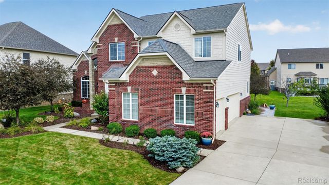 953 Westlake Avenue, Oxford Charter Township, MI 48371