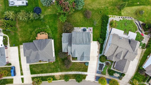 953 Westlake Avenue, Oxford Charter Township, MI 48371