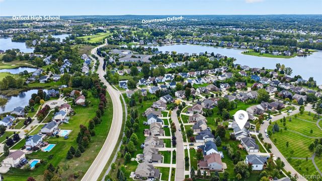 953 Westlake Avenue, Oxford Charter Township, MI 48371