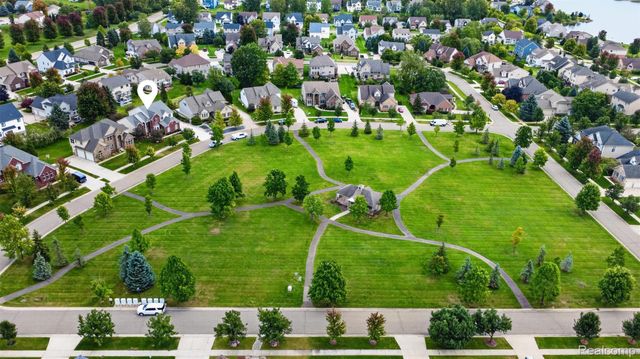 953 Westlake Avenue, Oxford Charter Township, MI 48371