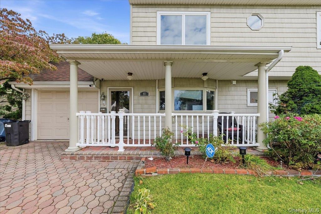 97 Cypress Lane E, Westbury, NY 11590 — photo 4