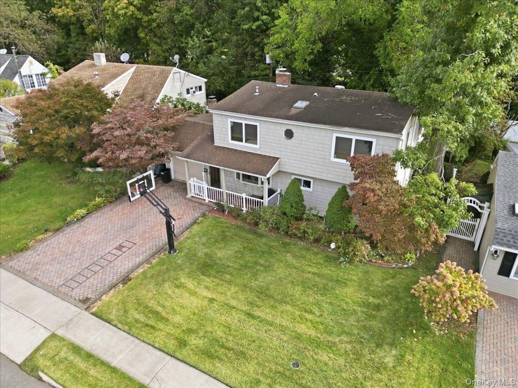 97 Cypress Lane E, Westbury, NY 11590 — photo 5