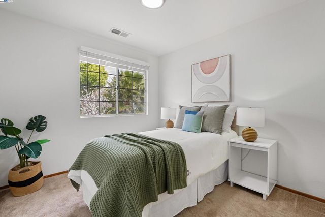 238 Mavis Dr, Pleasanton, CA 94566