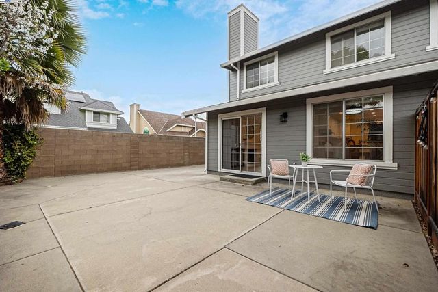 238 Mavis Dr, Pleasanton, CA 94566