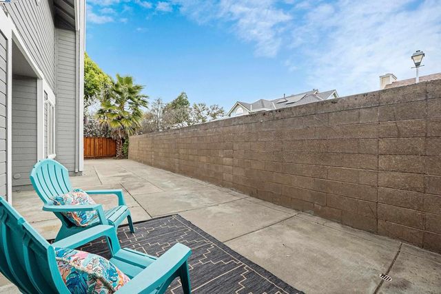 238 Mavis Dr, Pleasanton, CA 94566