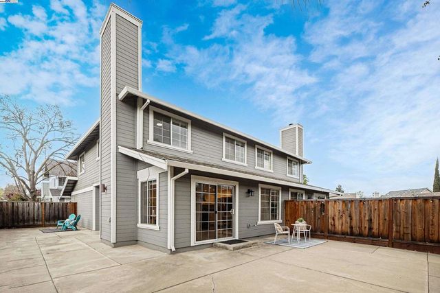 238 Mavis Dr, Pleasanton, CA 94566