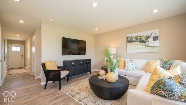 6719 Elden Drive, Indianapolis, IN 46221