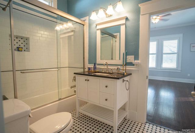 415 Florida, San Antonio, TX 78210