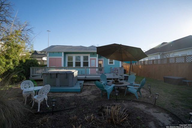 415 Florida, San Antonio, TX 78210