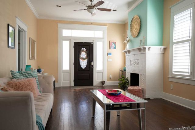 415 Florida, San Antonio, TX 78210