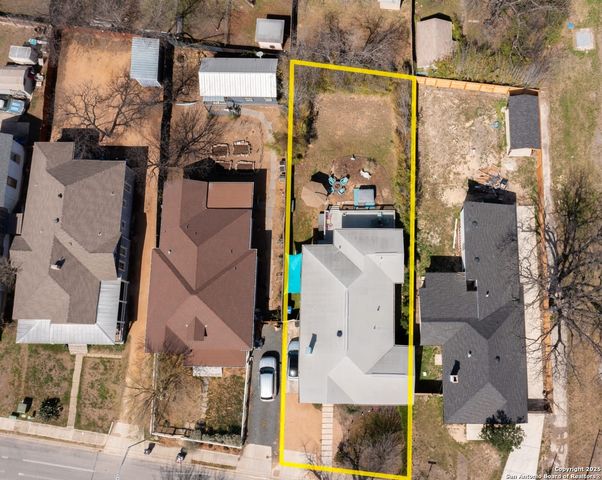 415 Florida, San Antonio, TX 78210