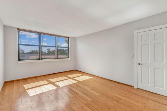 3199 S Ocean Dr 406, Hallandale Beach, FL 33009