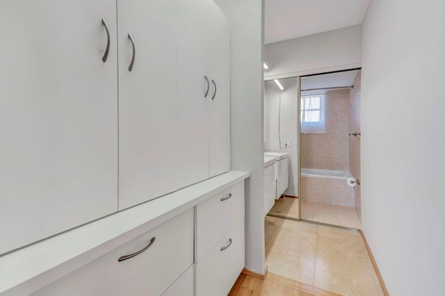 3199 S Ocean Dr 406, Hallandale Beach, FL 33009