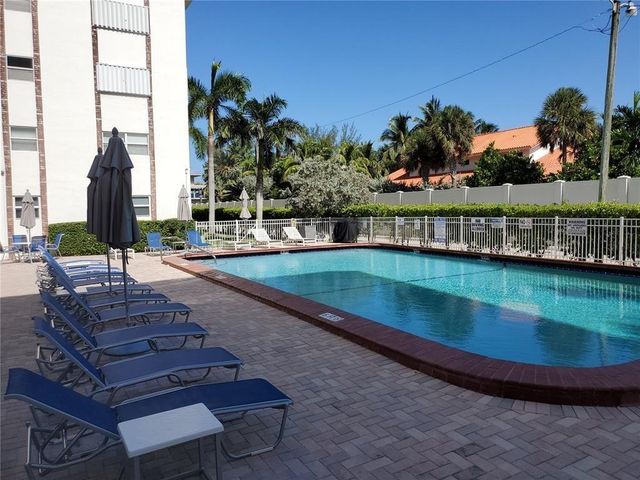 3199 S Ocean Dr 406, Hallandale Beach, FL 33009
