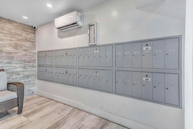 3199 S Ocean Dr 406, Hallandale Beach, FL 33009